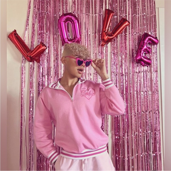 SOLD!! NIB Barbie Pink Quarter Zip Long Sleeve Sweatshirt in Mattel Gift Box - Picture 5 of 16